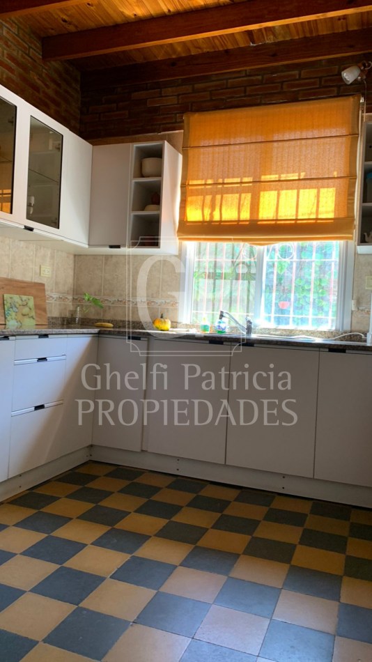 - CASA ANTIGUA REMODELADA EN VENTA-