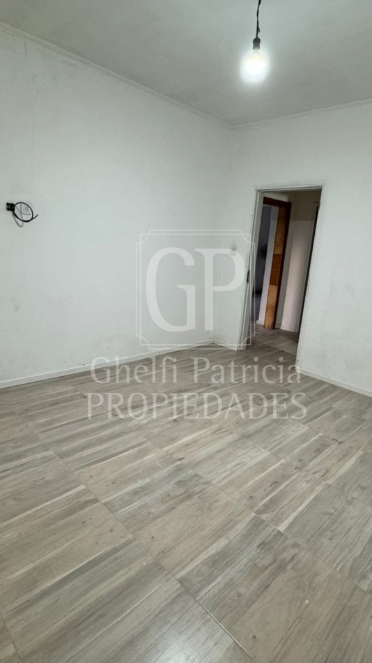 VENTA CASA  RECICLADA-