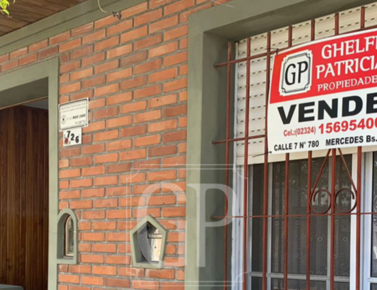 - CASA ANTIGUA REMODELADA EN VENTA-