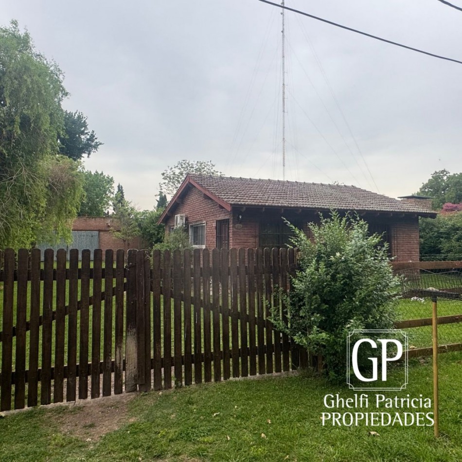 VENTA/ CASA CON GALPON.