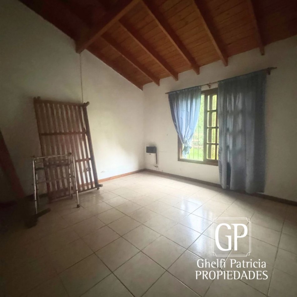 VENTA/ CASA CON GALPON.