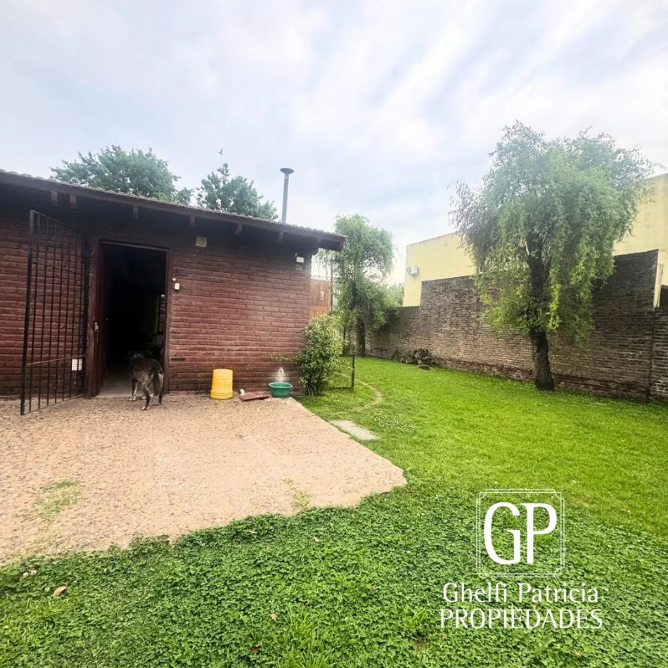 VENTA/ CASA CON GALPON.