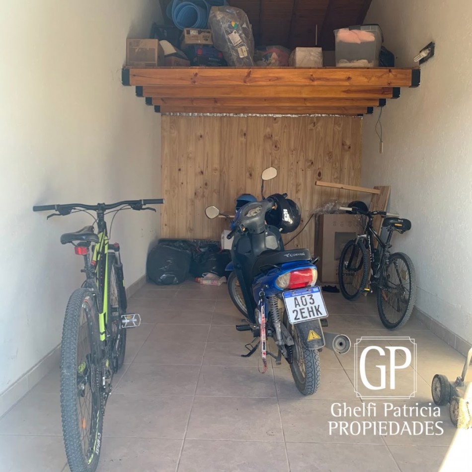 CASA EN VENTA- OPORTUNIDAD.