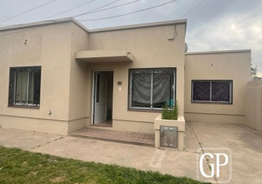 VENTA CASA EN PH.