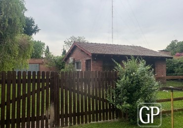 VENTA/ CASA CON GALPON.